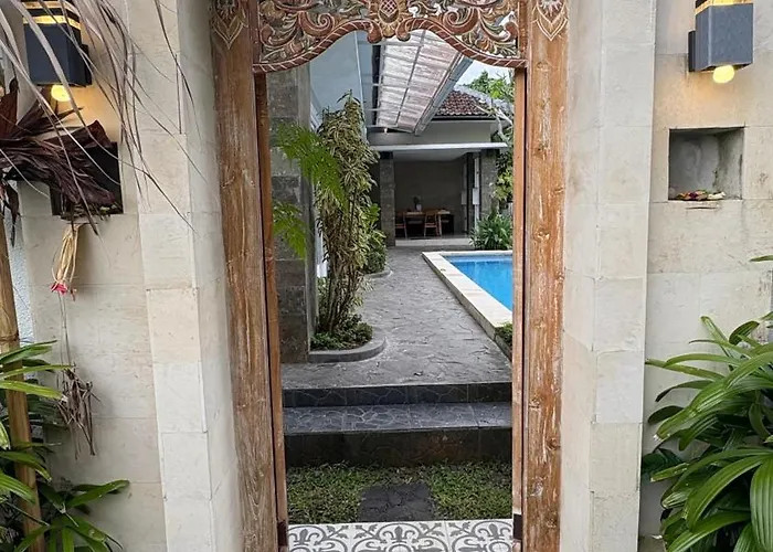 The Loyik Jungle View Villa *